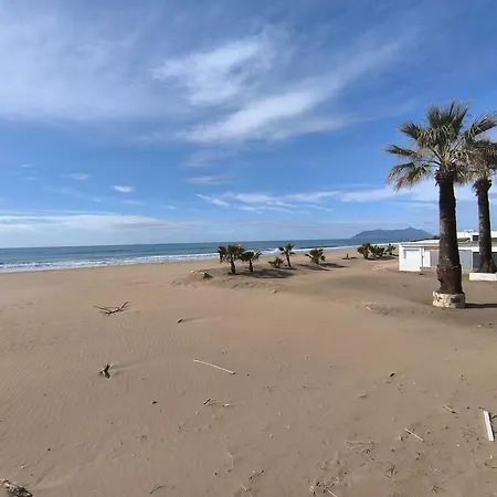 Apartment Danyshome Minerva Al Mare In Pieno Centro