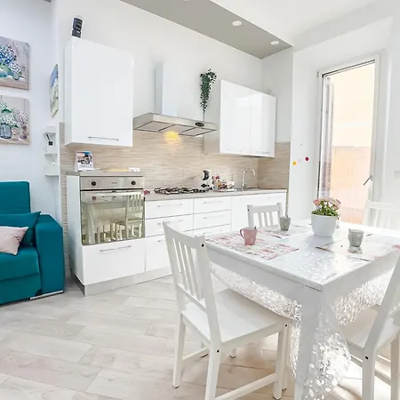 Danyshome Minerva Al Mare In Pieno Centro Apartment