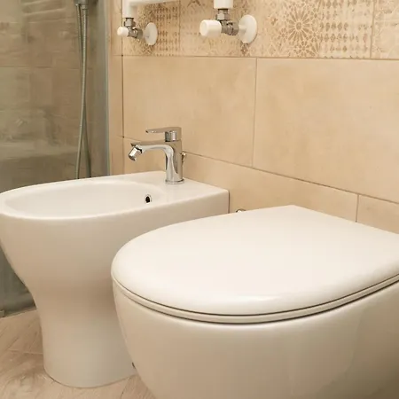 Danyshome Minerva Al Mare In Pieno Centro Апартаменты