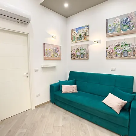 Apartment Danyshome Minerva Al Mare In Pieno Centro Terracina